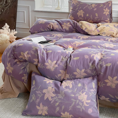 Bettwäscheset aus Baumwollgaze mit Blumenmuster und Lilienmotiv