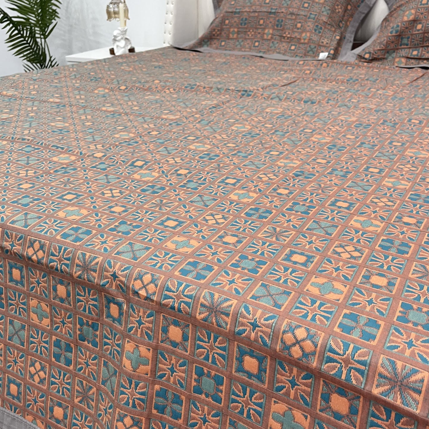 Wendesteppdecke aus reiner Baumwolle mit Karo- und Blumenmuster