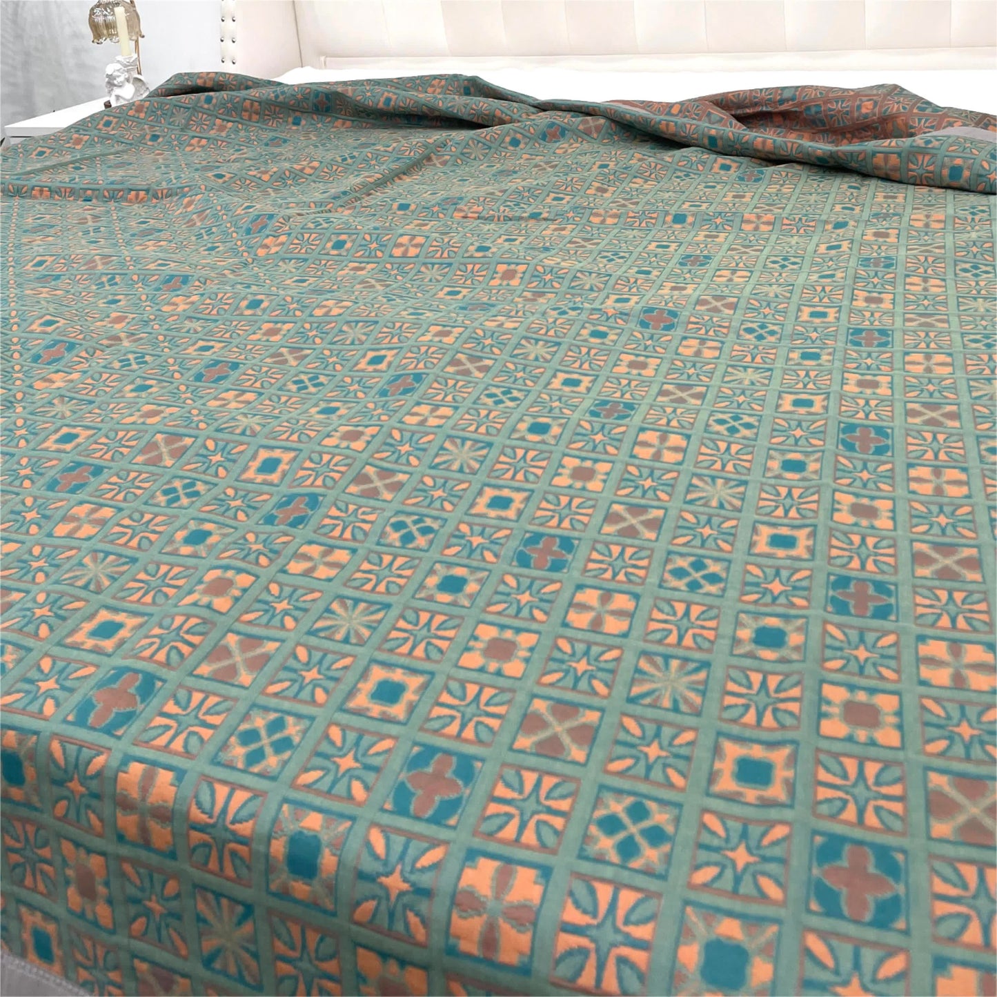 Wendesteppdecke aus reiner Baumwolle mit Karo- und Blumenmuster
