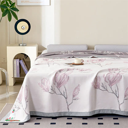 Elegante Steppdecke aus Lyocell-Fasergaze mit Blumenmuster