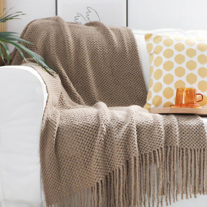 Ownkoti – Schlichte, einfarbige Strickdecke mit Quasten