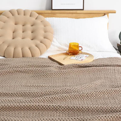 Ownkoti – Schlichte, einfarbige Strickdecke mit Quasten