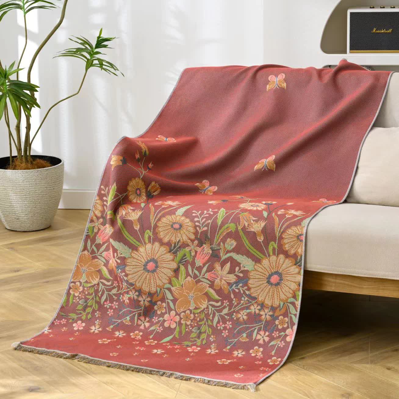 Badetuch aus Baumwollgaze mit Retro-Blumenmuster
