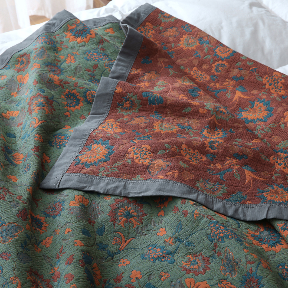 Wendesteppdecke aus reiner Baumwolle mit Retro-Blumenmuster
