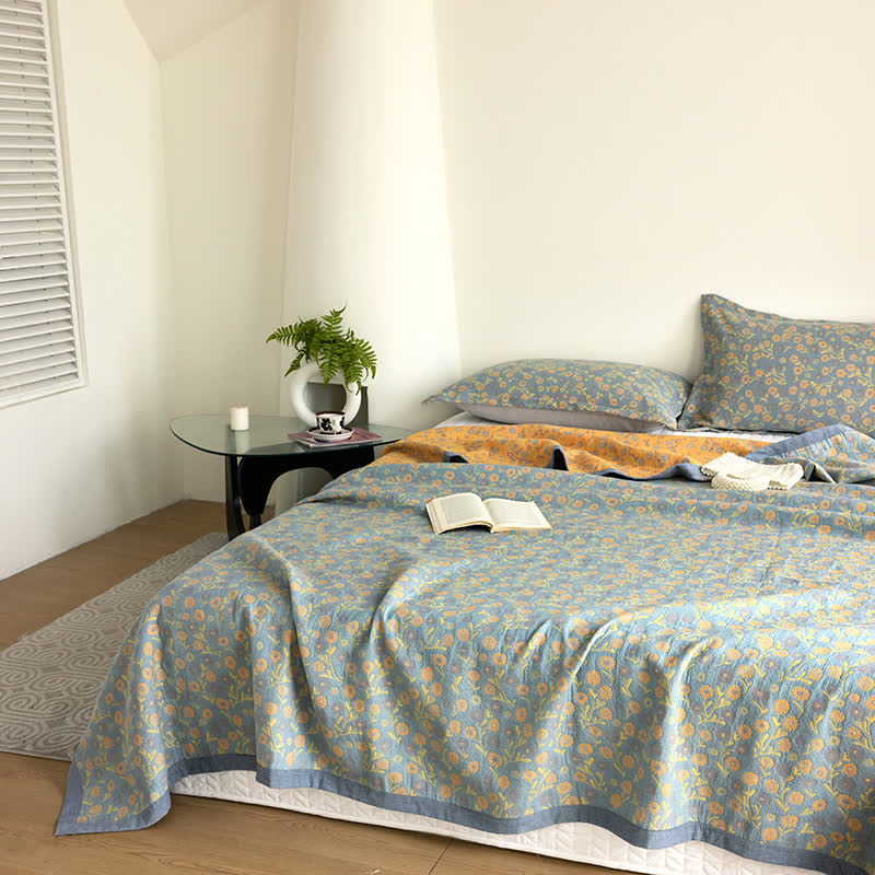 Elegante, weiche Gazedecke aus Baumwolle mit Blumenmuster