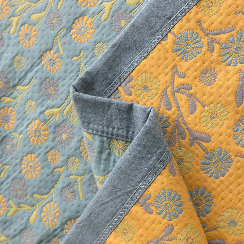 Elegante, weiche Gazedecke aus Baumwolle mit Blumenmuster