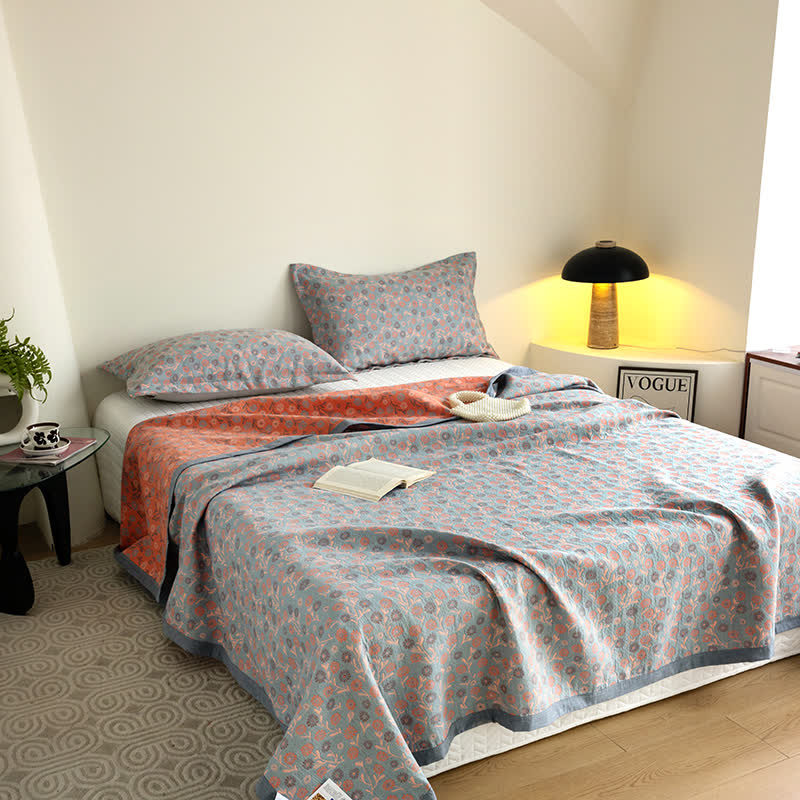 Elegante, weiche Gazedecke aus Baumwolle mit Blumenmuster