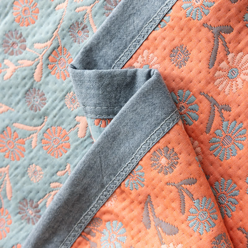 Elegante, weiche Gazedecke aus Baumwolle mit Blumenmuster