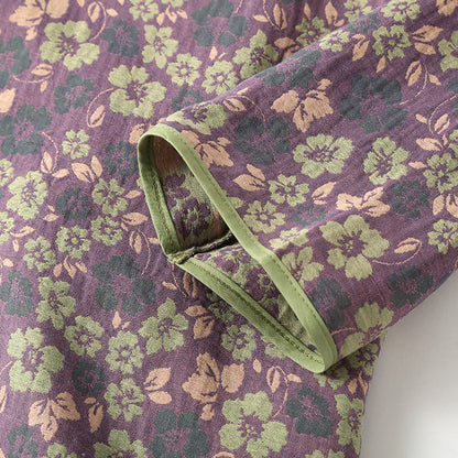 Loungewear-Set aus Baumwollgaze mit Blumenmuster und Froschverschluss