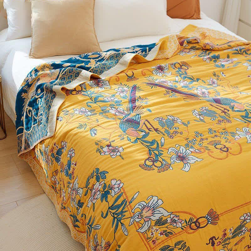 Fünflagige Steppdecke aus Baumwollgaze mit Blumenmuster und Vögeln