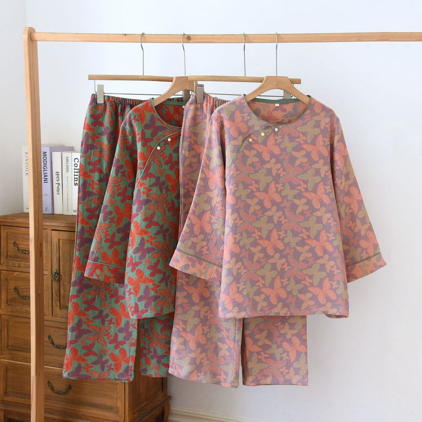Pyjama-Set aus Baumwollgaze mit Jacquard-Schmetterling