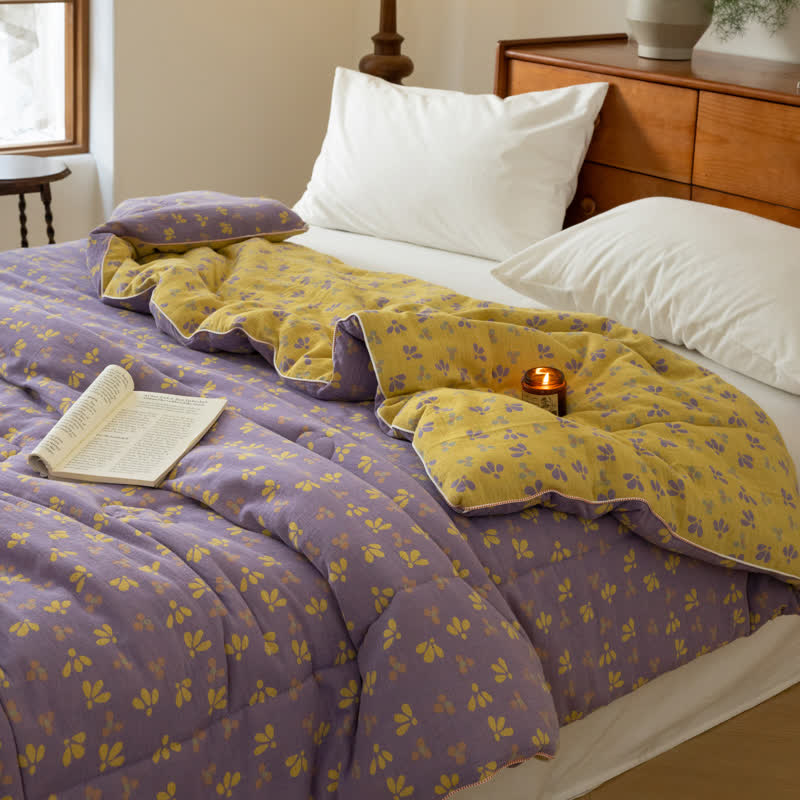 Doppellagige Steppdecke aus Gaze-Jacquard mit Blumenmuster