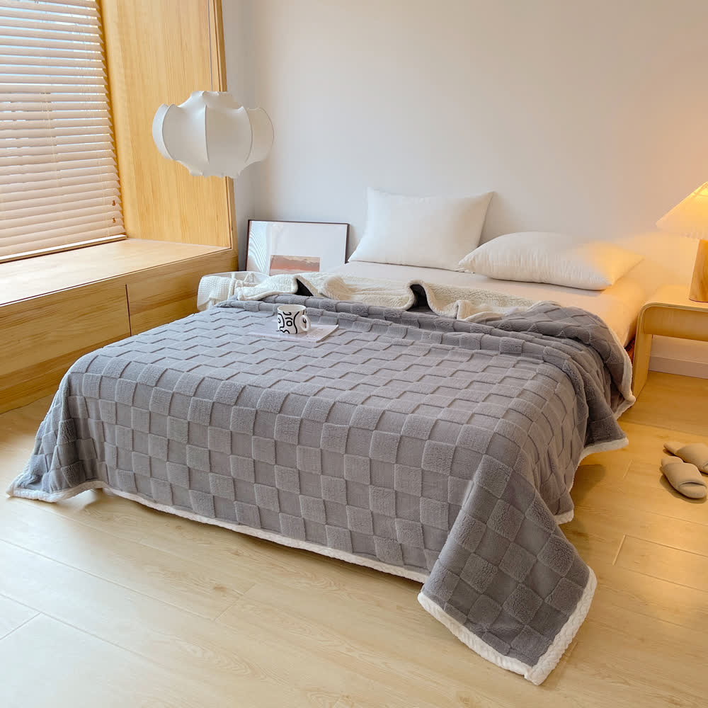 Weiche Sherpa-Decke mit Schachbrettstruktur