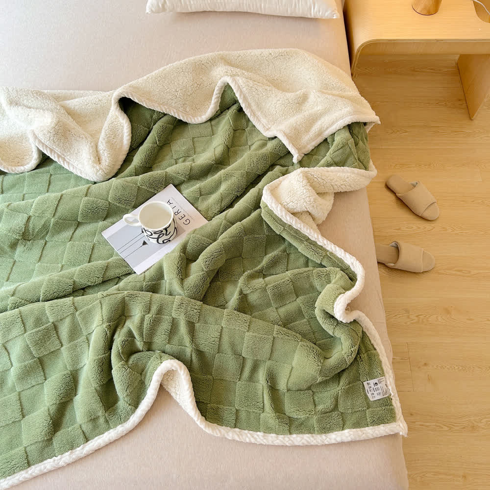 Weiche Sherpa-Decke mit Schachbrettstruktur