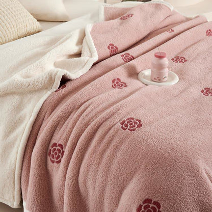 Girly Pastoral Camellia Fleecedecke