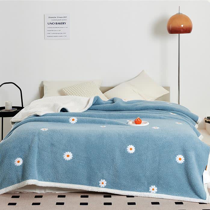 Refresh Floral Daisy Weiche Fleecedecke