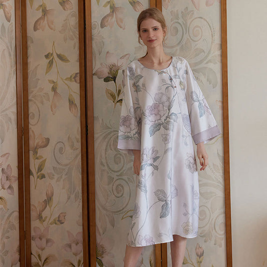 Elegantes Nachthemd aus Lyocellfaser mit Blumenmuster