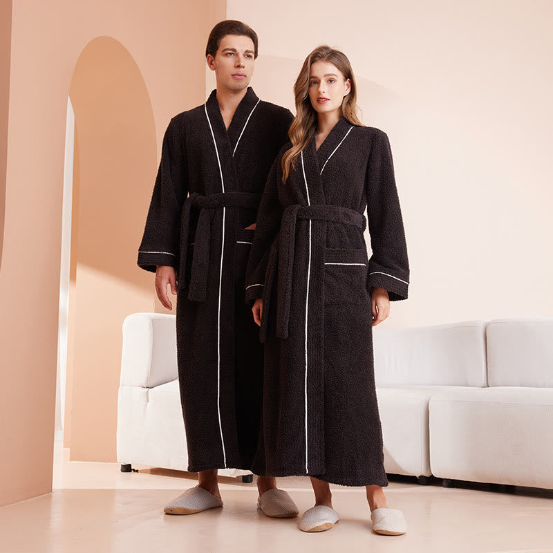 Bequemer, langer Bademantel aus Fleece in Volltonfarbe - image 1
