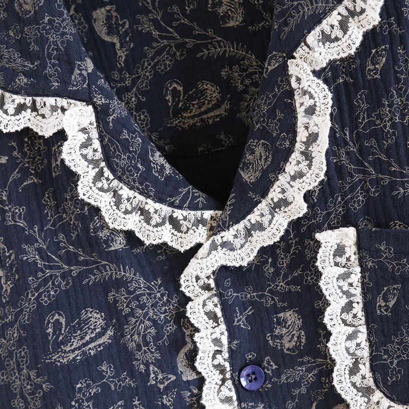 Ländliches Pyjama-Set aus Baumwolle mit Schwanenblumen