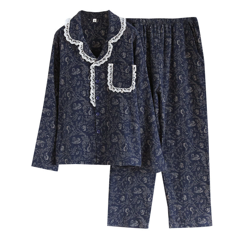 Ländliches Pyjama-Set aus Baumwolle mit Schwanenblumen