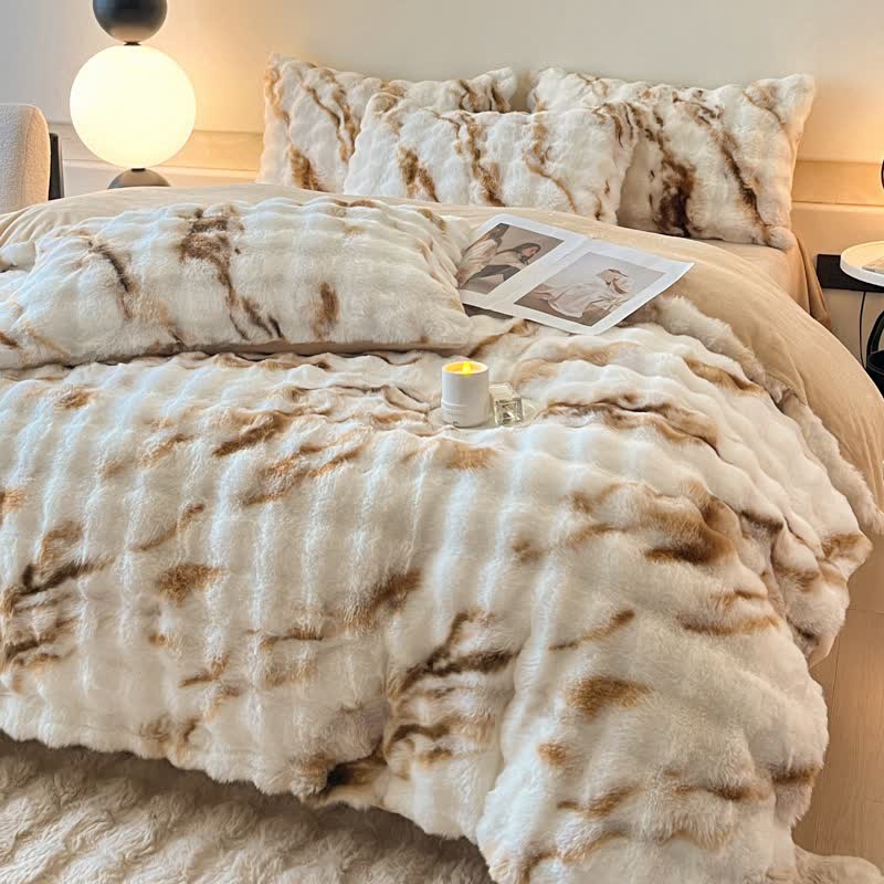 Luxuriöses Winterbettwäscheset aus Plüschfleece (4-teilig)