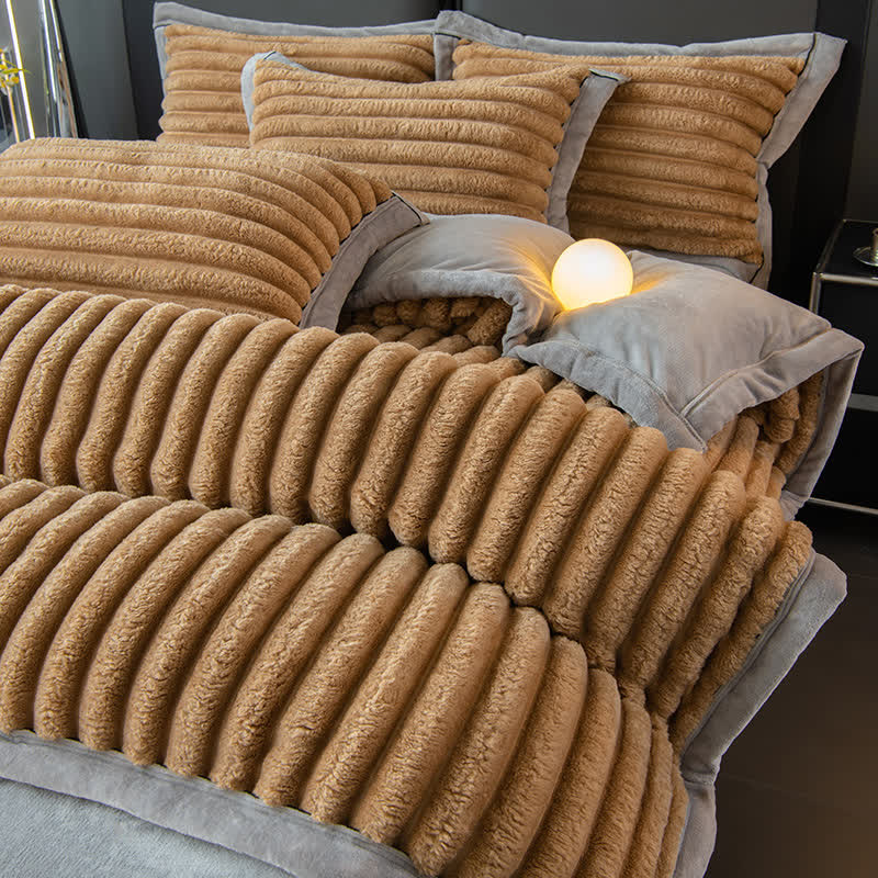 Luxuriöses, dickes, weiches Flanell-Bettwäscheset (4-teilig)