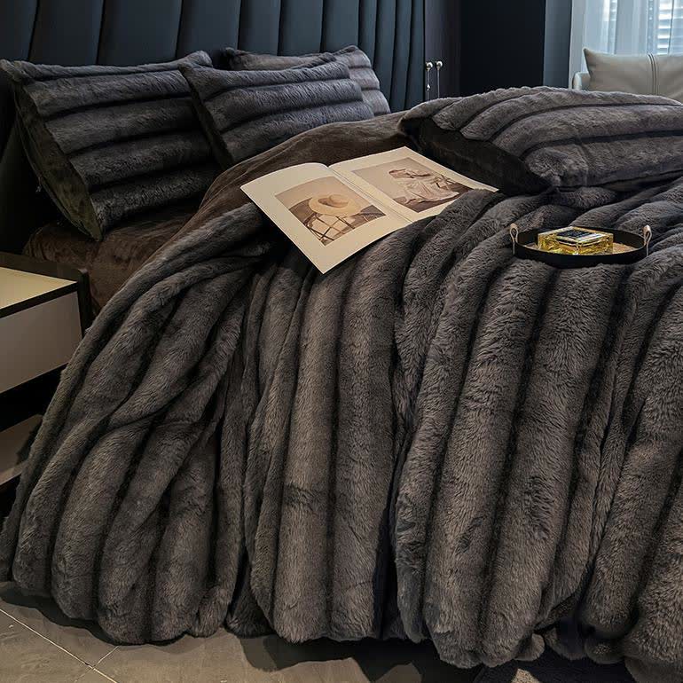 Luxuriöses Vintage-Bettwäscheset aus Plüschfleece (4-teilig) - image 11