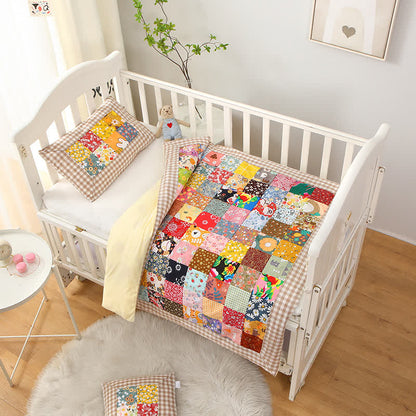 Patchwork-Babydecke aus reiner Baumwolle mit Karomuster