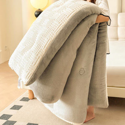 Flauschige Fleece-Decke, dick und warm, für den Winter.