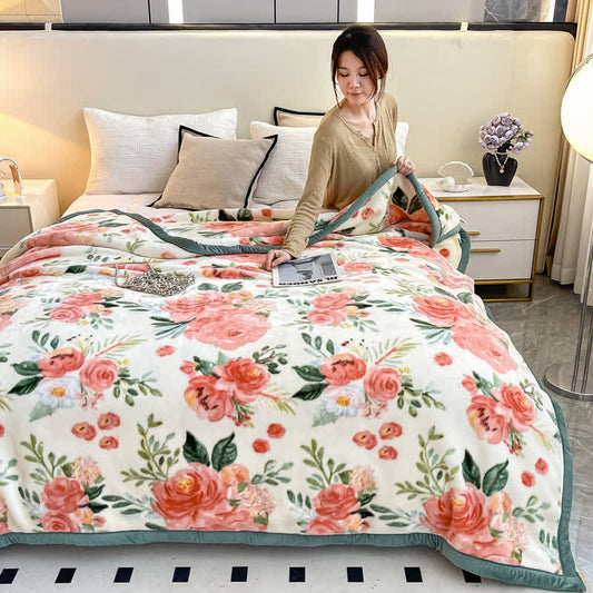 Wendbare Flanelldecke im Blumenstil