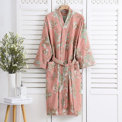 Eleganter, weicher Bademantel aus reiner Baumwolle mit Blumenmuster