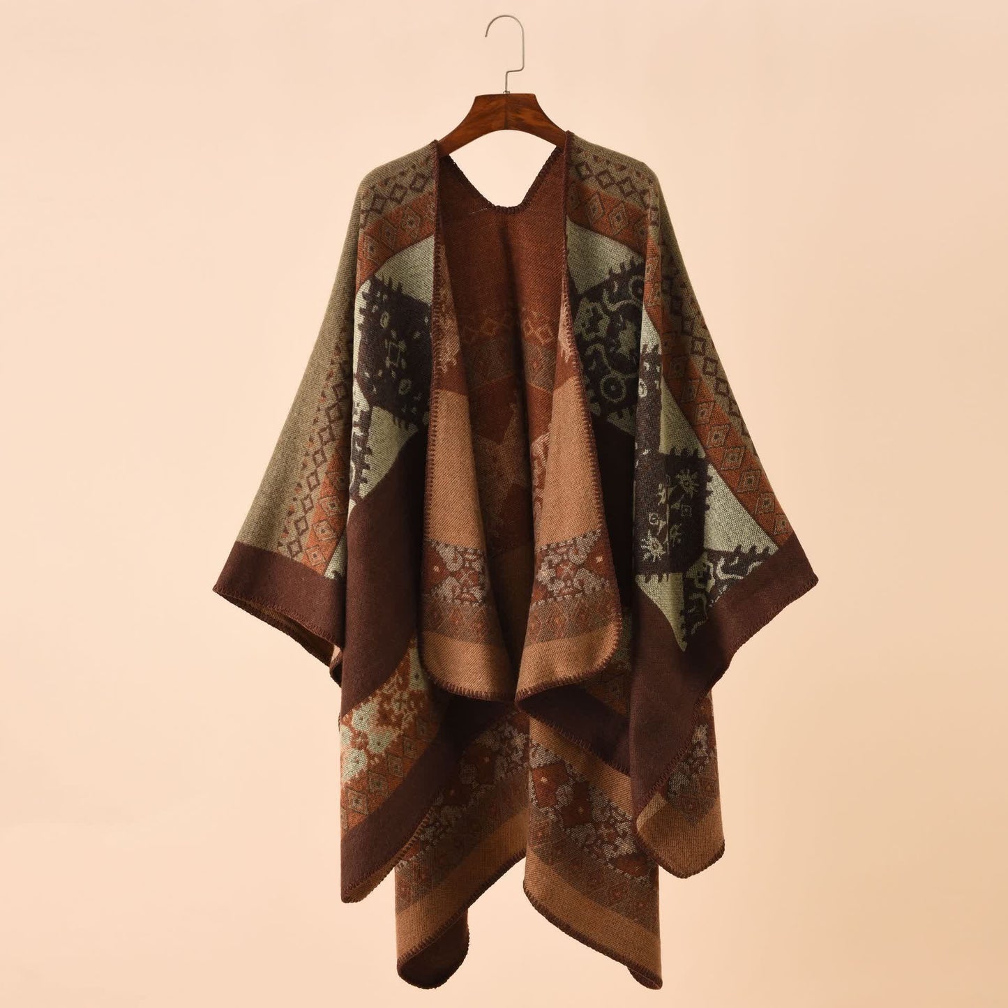 Weicher Schalumhang im Retro-Stil mit geometrischem Muster