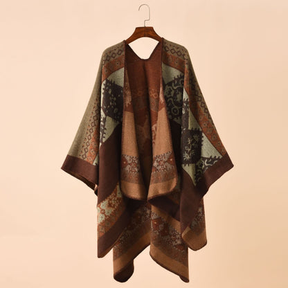 Weicher Schalumhang im Retro-Stil mit geometrischem Muster