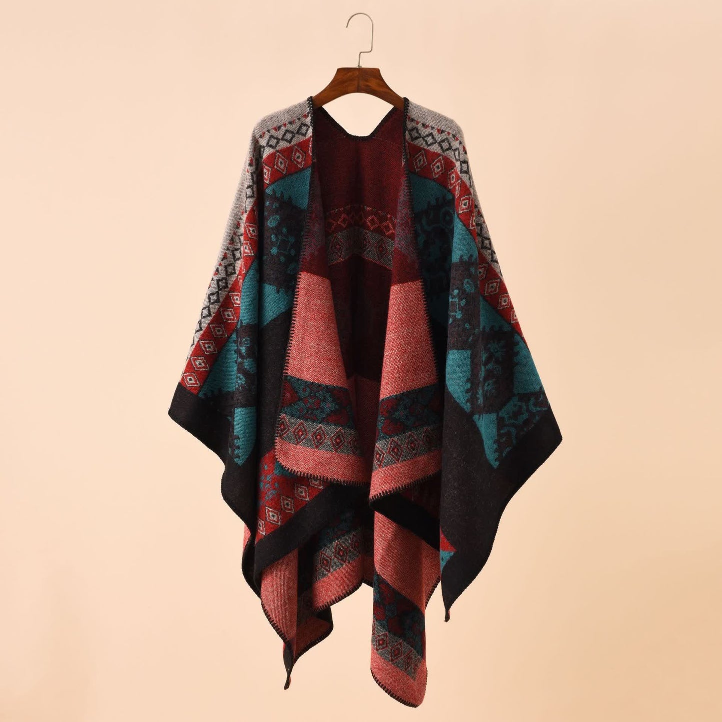 Weicher Schalumhang im Retro-Stil mit geometrischem Muster