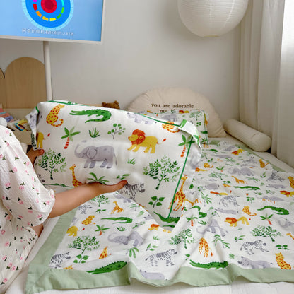 Bambusfaser-Steppdecke mit Dschungeltieren für Kleinkinder