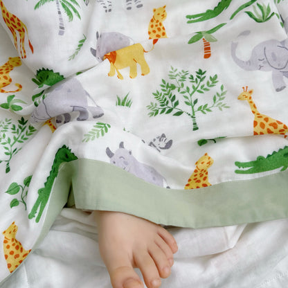 Bambusfaser-Steppdecke mit Dschungeltieren für Kleinkinder