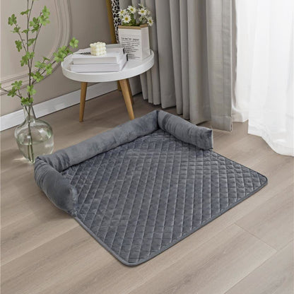 Möbelschutzhülle für Haustiere mit Nackenrolle