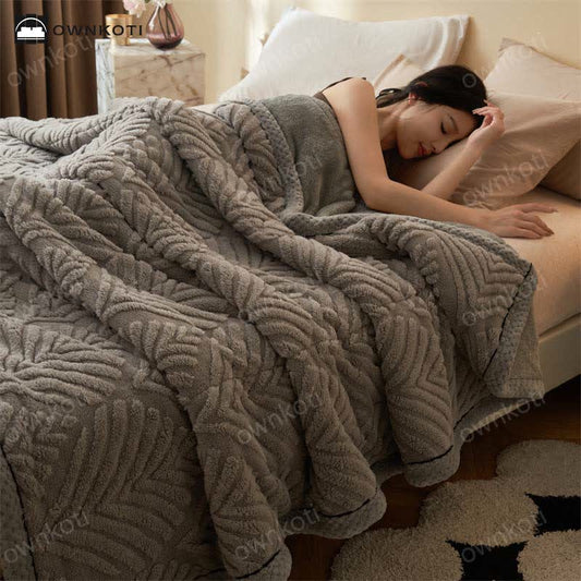 Einfache weiche Überwurfdecke aus doppeltem Fleece