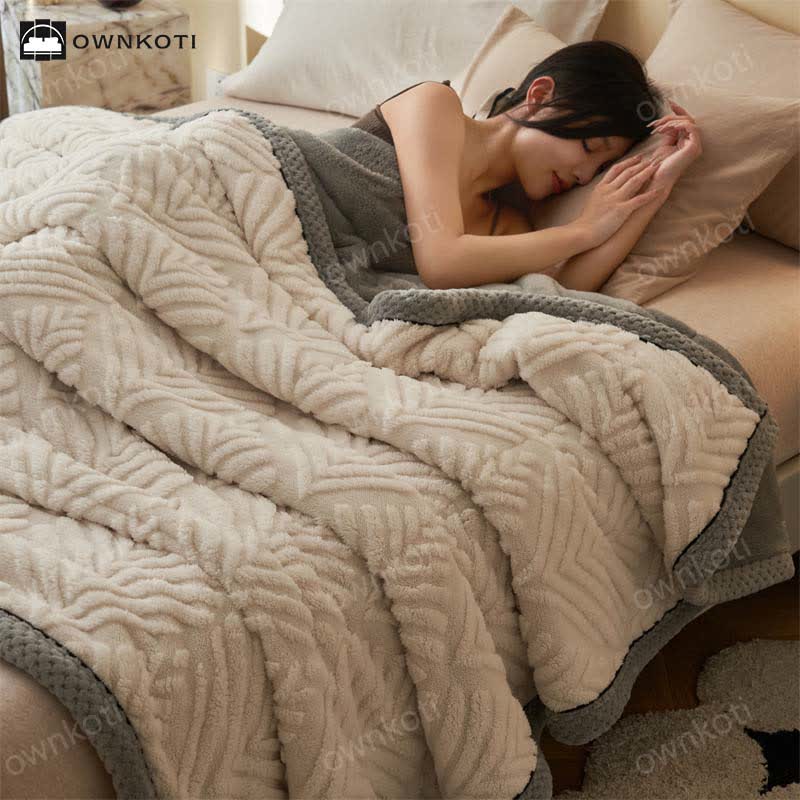 Einfache weiche Überwurfdecke aus doppeltem Fleece