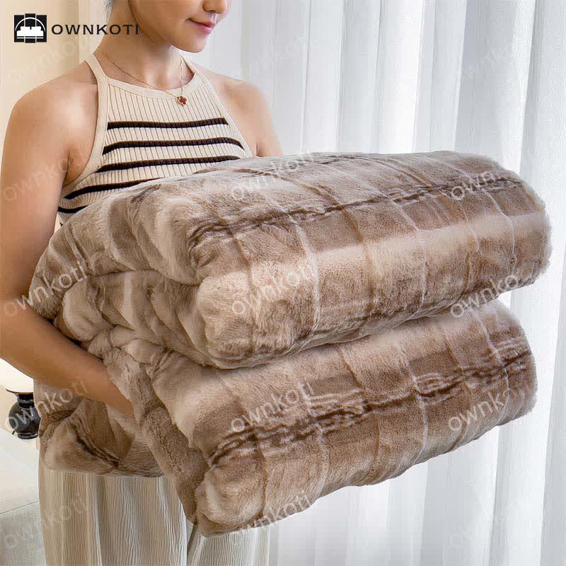 Weiche Fleece-Überwurfdecke im modernen Stil