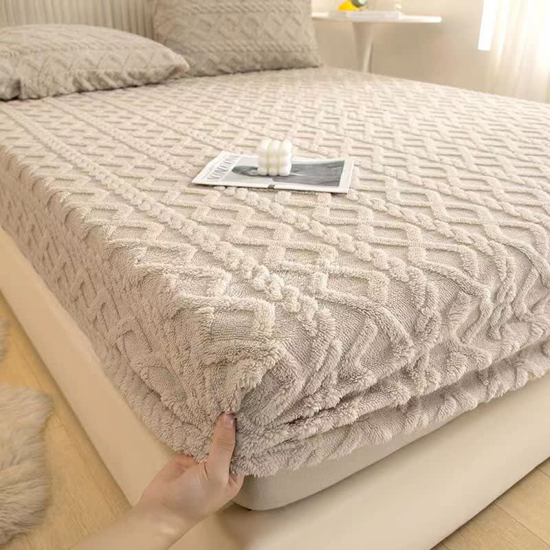 Einfarbiges Spannbettlaken aus Fleece mit Rautenstruktur