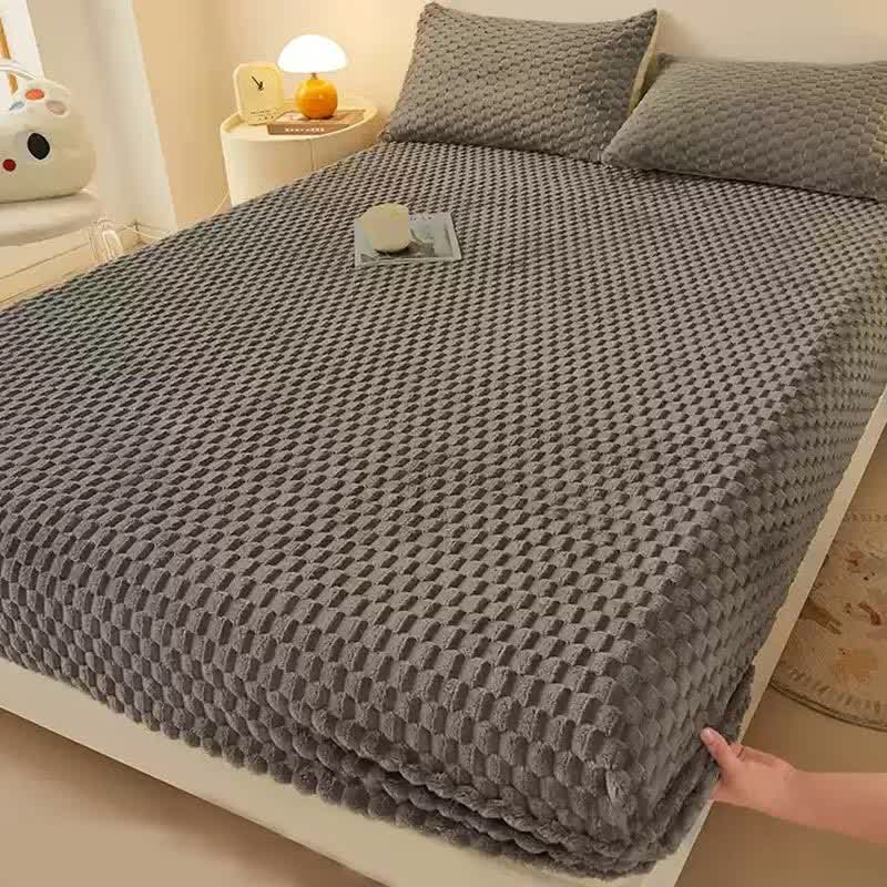 Warmes, einfarbiges Fleece-Spannbettlaken