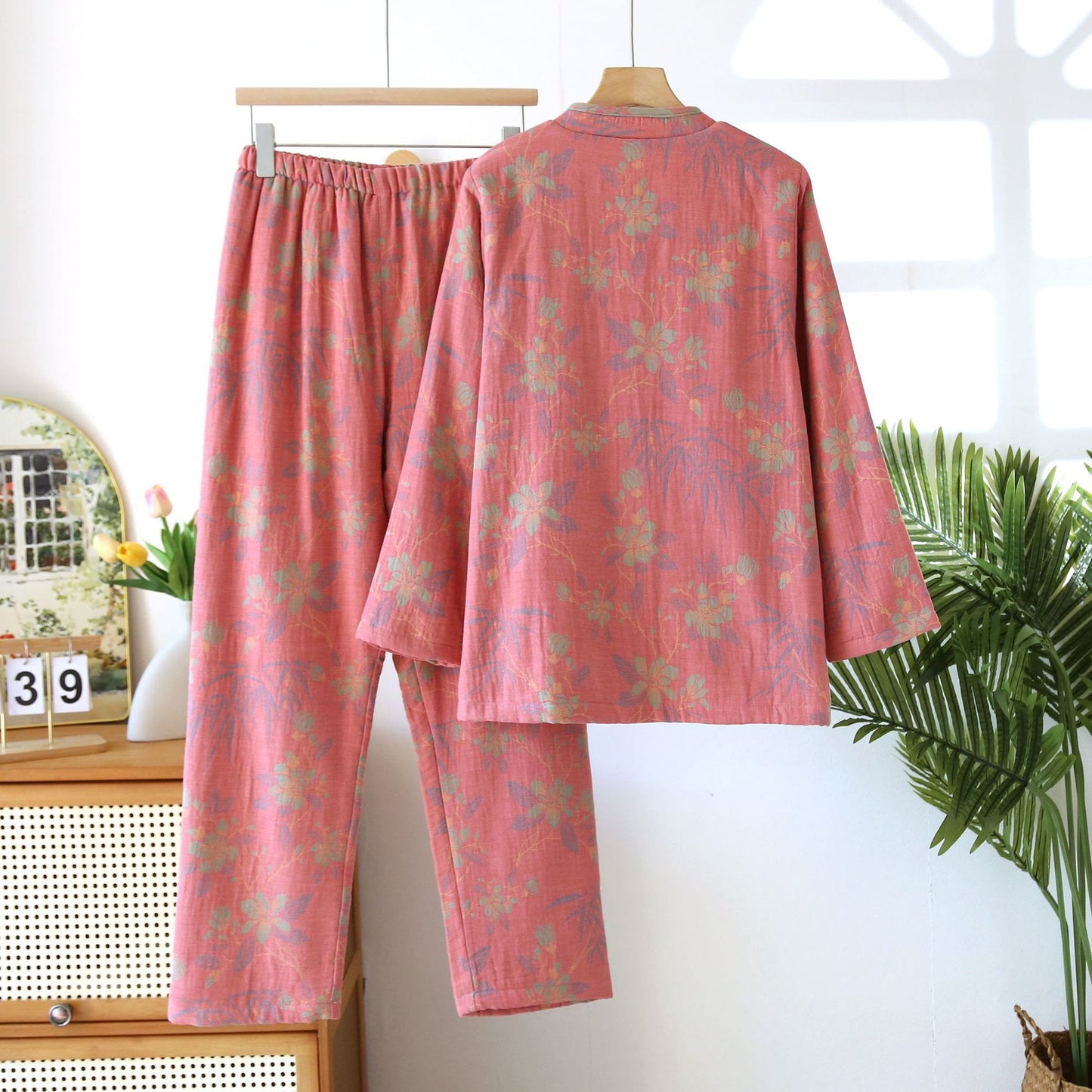 Garngefärbtes Pyjama-Set aus Baumwollflanell mit Blumenmuster