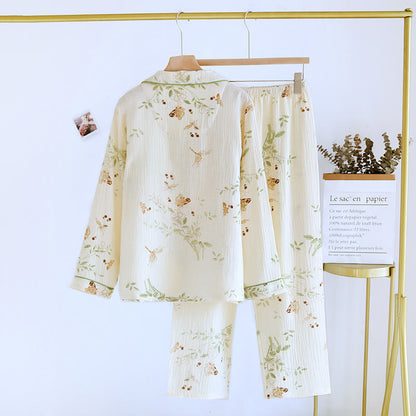 Pyjama-Set aus Baumwollgaze mit Blumenmuster und Schmetterlingen