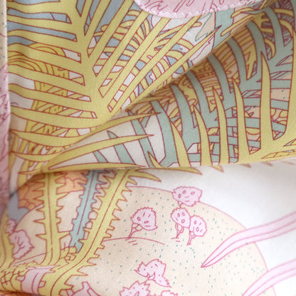 Langärmliges Satin-Pyjama-Set für den ländlichen Raum