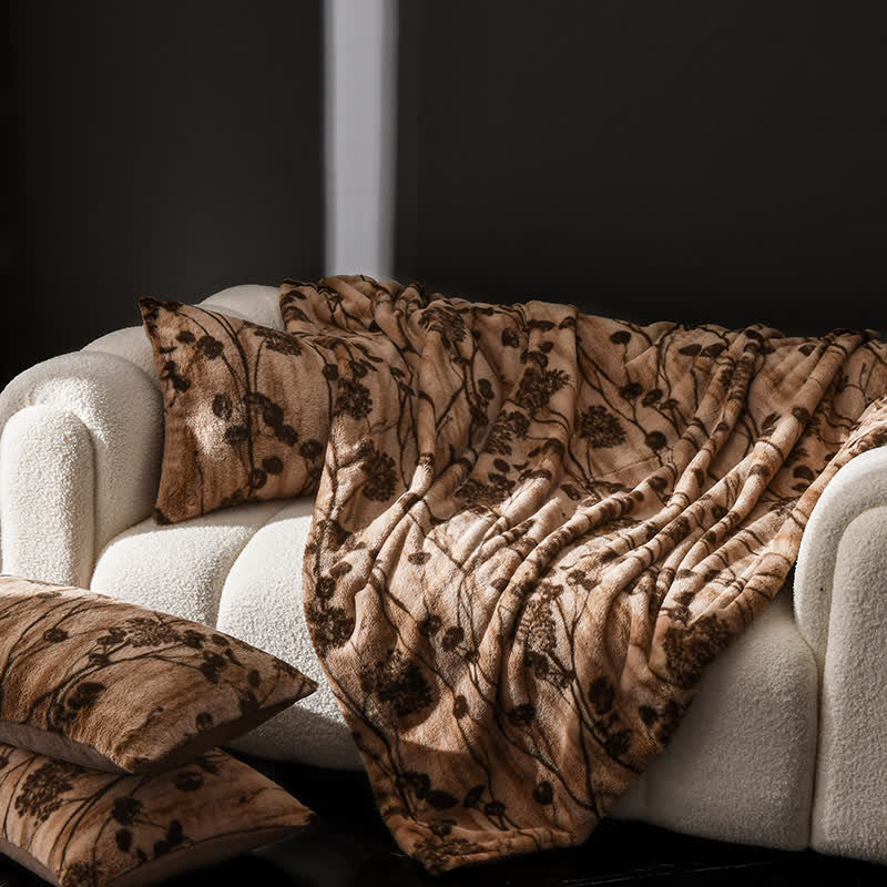 Sofaüberwurfdecke aus Samt mit rustikalem Blumenmuster