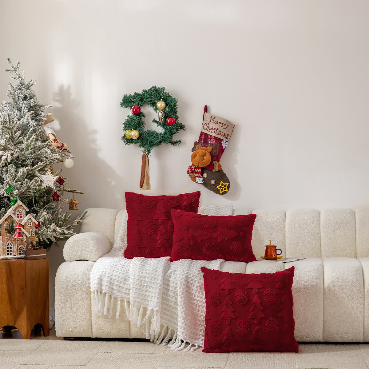 Jacquard-Kissenbezug mit Weihnachtsbaum-Dekoration