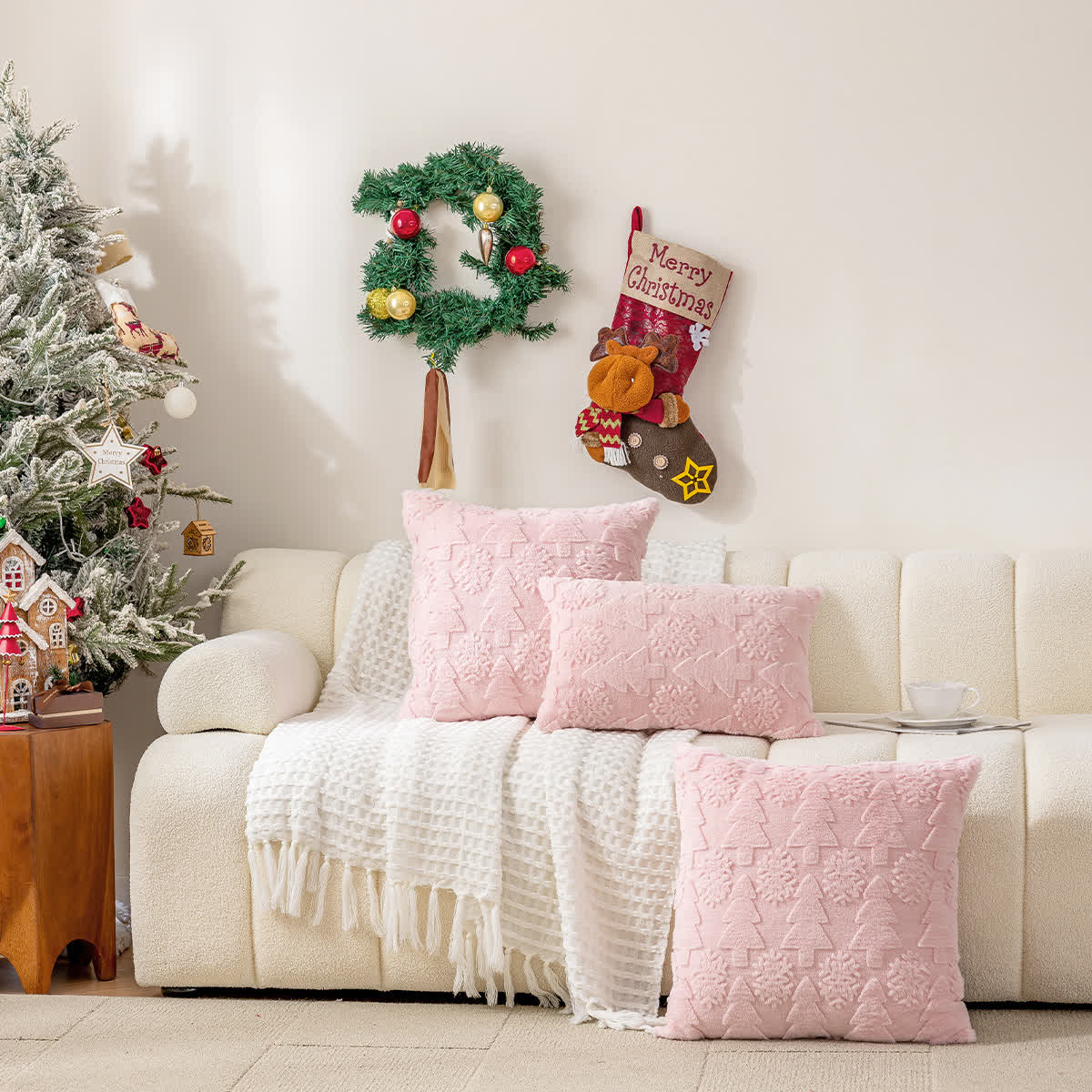 Jacquard-Kissenbezug mit Weihnachtsbaum-Dekoration