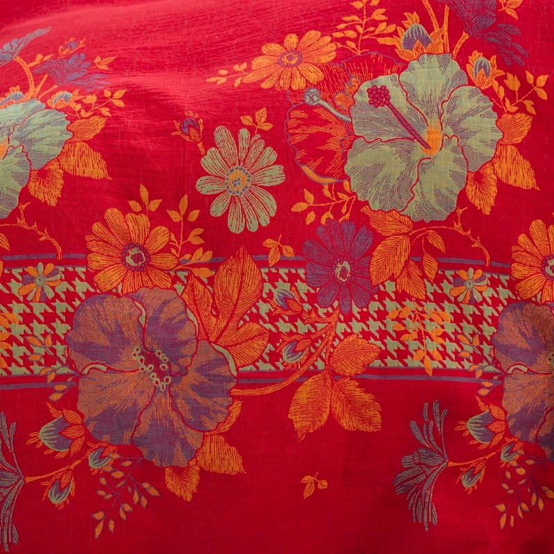 Bettwäsche-Sets aus reiner Baumwolle mit Blumenmuster und Knöpfen (4-teilig)