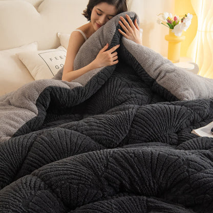 Sherpa-Jacquard-Decke mit Ginkgoblatt und Steppkern